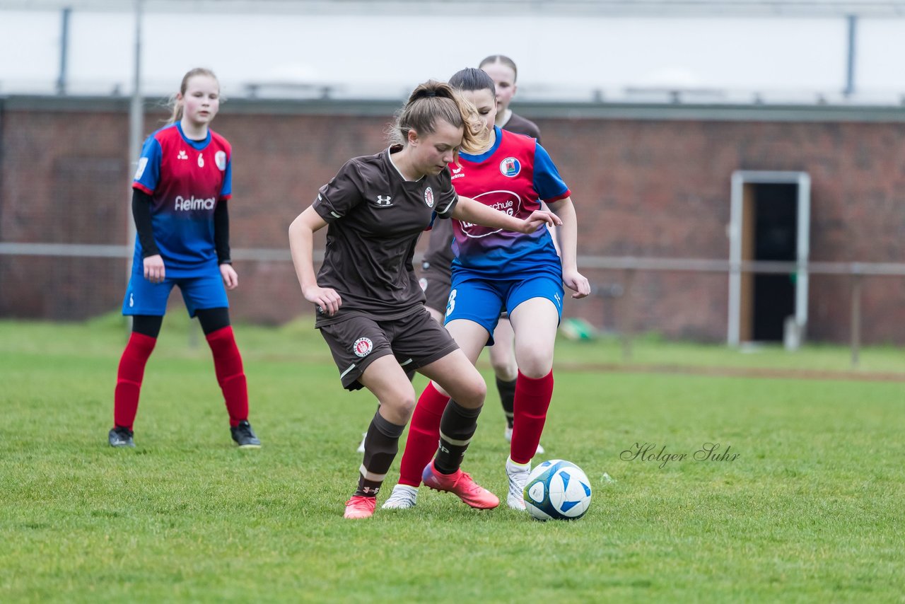 Bild 94 - wCJ VfL Pinneberg3 - St.Pauli : Ergebnis: 2:1